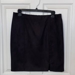 Black knee length skirt! Never worn!